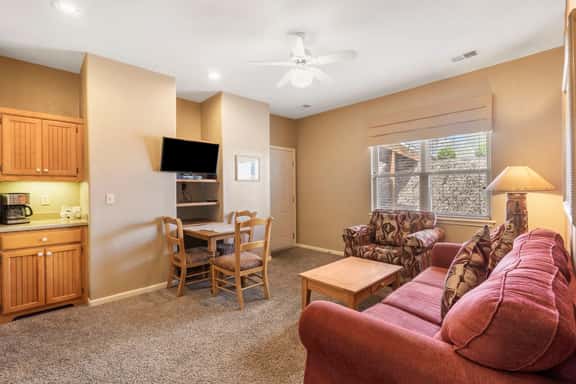 OakRidge - Condo 759 B | QS - Image 1