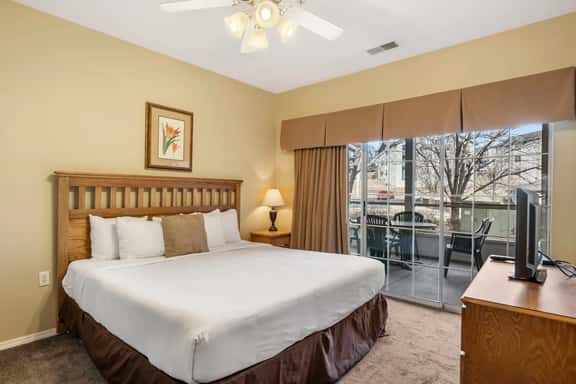 Greensview 311BC - 2 BD - Image 1