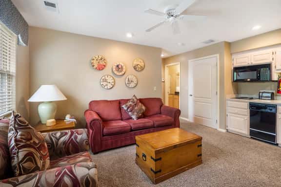 OakRidge - Condo 782 B | WK | QS - Image 1