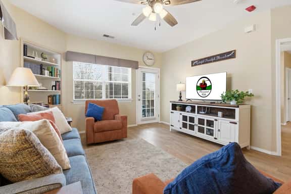 Greensview 330B - 1 BD - Image 1