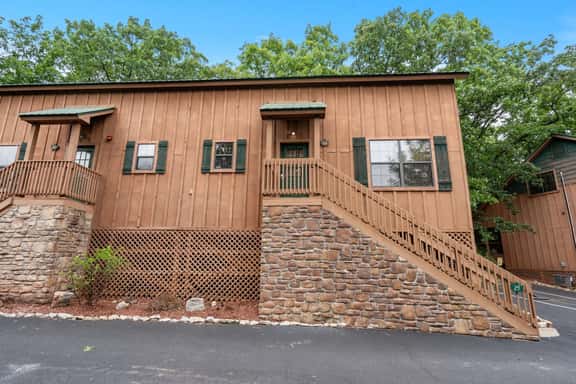 Cabins at Green Mountain - Cabin 29 - 2 BD + L - Image 1