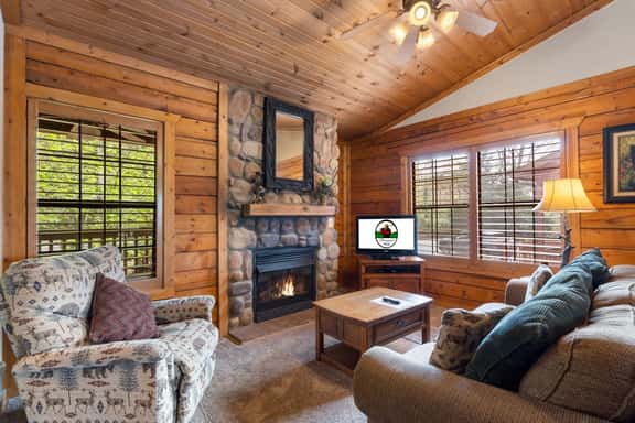 Cabins at Grand Mountain - Cabin 125 - 1 BD | DX | WK | PY - Image 1