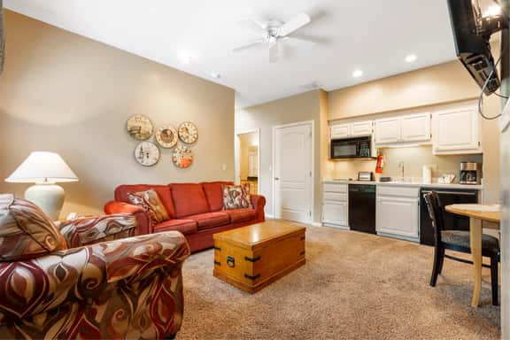 OakRidge - Condo 777 B | QS - Image 1