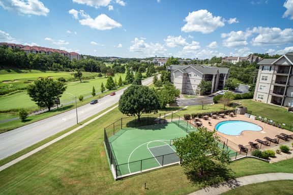 Royal Links 8-3 - 1 BD | DX - Image 1