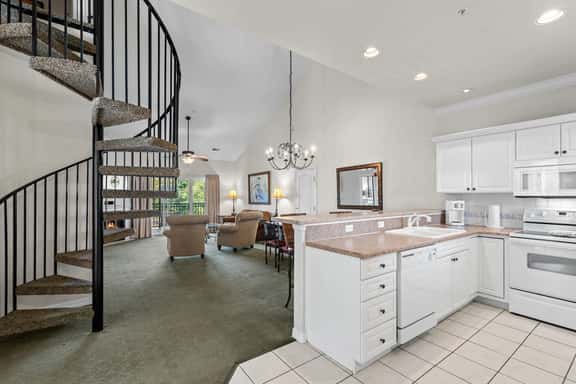 French Quarter - Condo 641C - 2 BD + L - Image 1