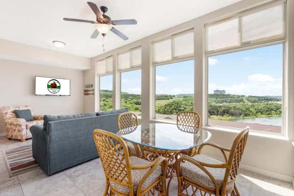 Majestic 310 - 2 BD | LAKE - Image 1