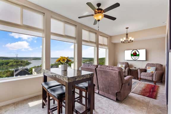 Majestic 215 - 2 BD | LAKE - Image 1