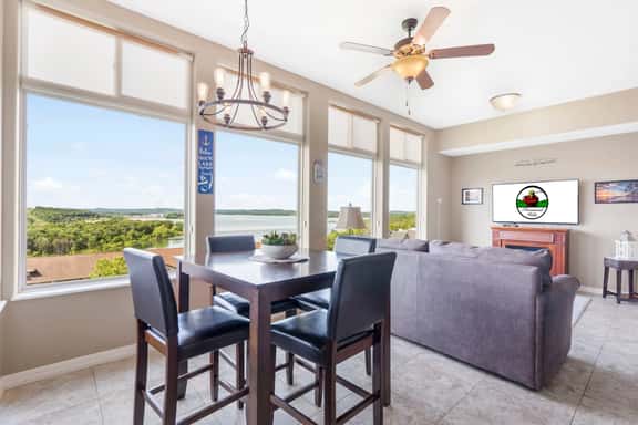 Majestic 207 - 2 BD | LAKE - Image 1
