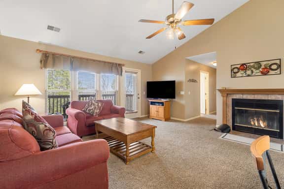 OakRidge - Condo 728 AB | WK | 2 BD - Image 1