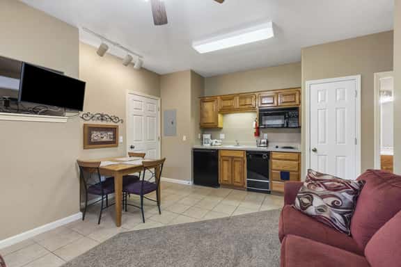OakRidge - Condo 711 B | QS - Image 1