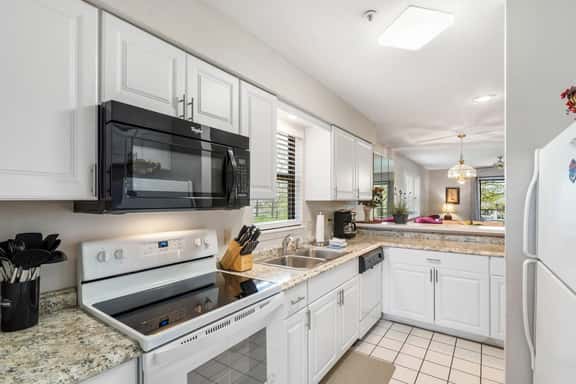 Pointe - 5201 - 2 BD - Image 1