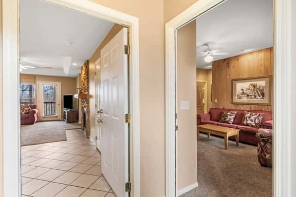 OakRidge - Condo 733 A | 1 BD - Image 1