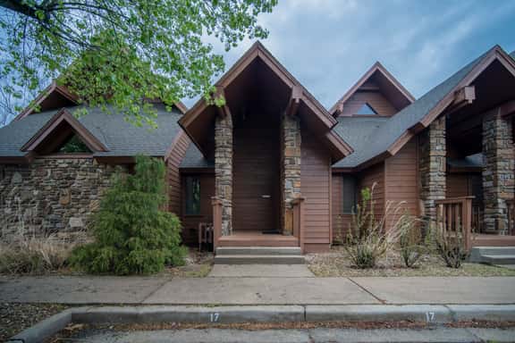Table Rock Landing - Unit 17 - Image 1