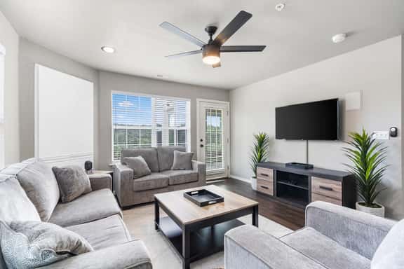 Fairways 12-1 - 2 BD | PMR - Image 1