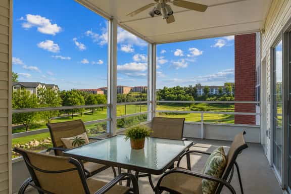 Greensview 321BC - 2 BD | WK - Image 1
