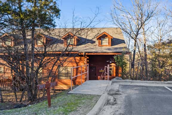 Cabins at Grand Mountain - Cabin 291 - 2 BD + L - Image 1