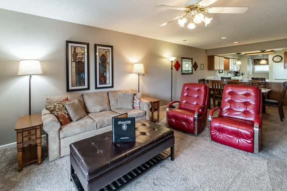 Foothills C-10 - 2 BD | WK - Image 1