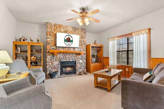 Cabins at Grand Mountain - Cabin 217 - 2 BD | WK - Image 1