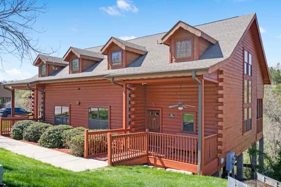 Cabins at Grand Mountain - Cabin 130N - 2 BD + L - Image 1