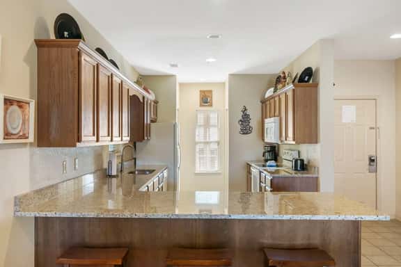 Royal Links 4-4 - 3 BD | WK - Image 1
