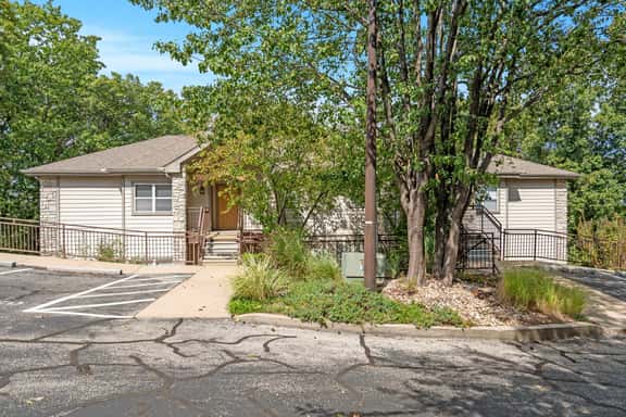OakRidge - Oaks 171 AB | 2 BD - Image 1