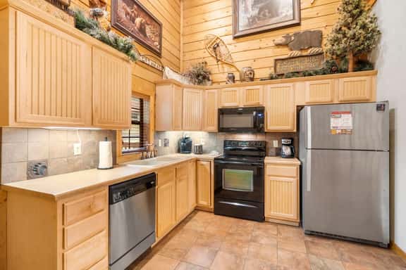 Cabins at Grand Mountain - Cabin 136 - 2 BD + L - Image 1
