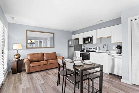 Rock Lane - Condo 403 - 1 BD | LTD - Image 1