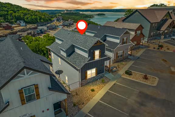 Chateau Mountain - Lakeview Oasis Lodge - 5 BD - Image 1