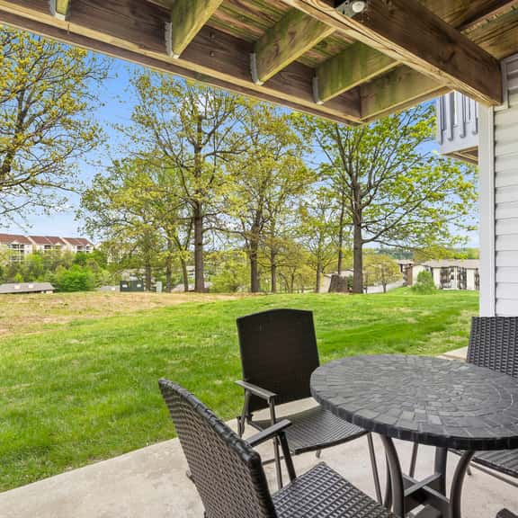 Pointe - 5302 - 2 BD | DX - Image 1