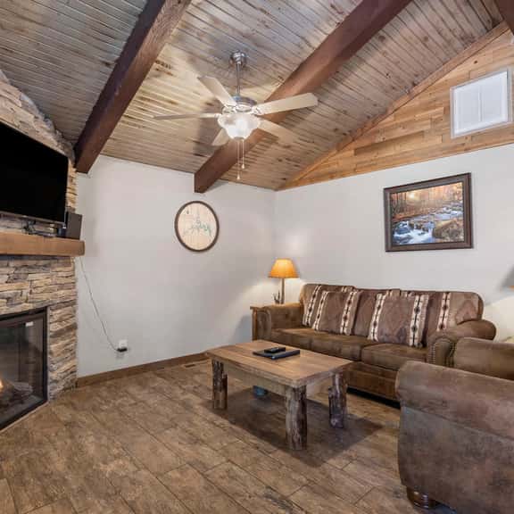 Indian Point - Cabin 20 - 1 BD | LTD - Image 1