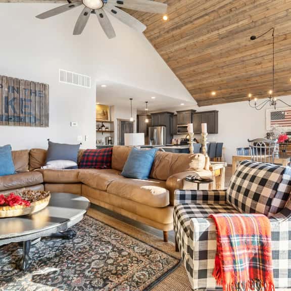 Indian Point - Lodge 188-51 - 4 BD | LTD - Image 1