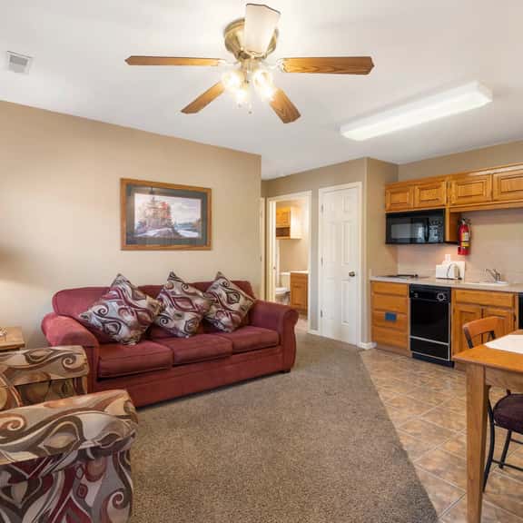 OakRidge - Condo 712 B | WK | QS - Image 1