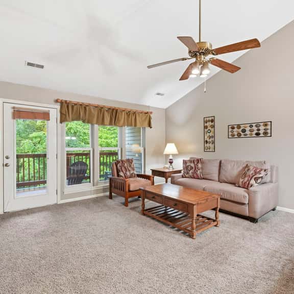 OakRidge - Condo 722 AB | WK | 2 BD - Image 1