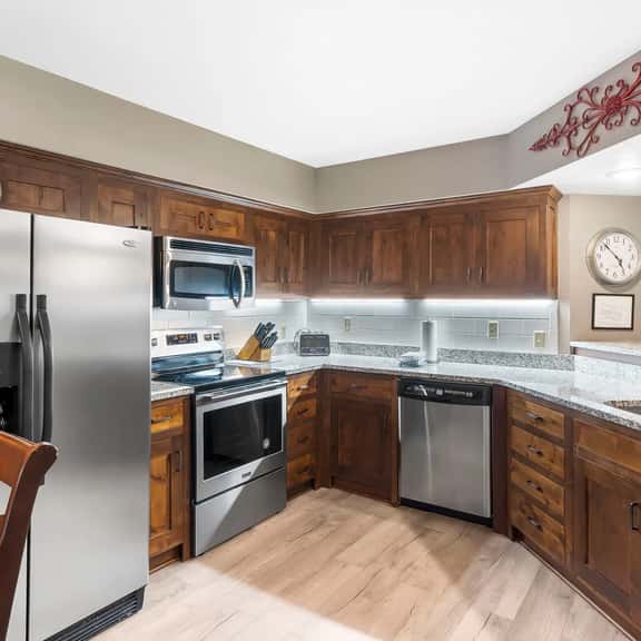 Pointe - 6410 - 3 BD + L | DX - Image 1