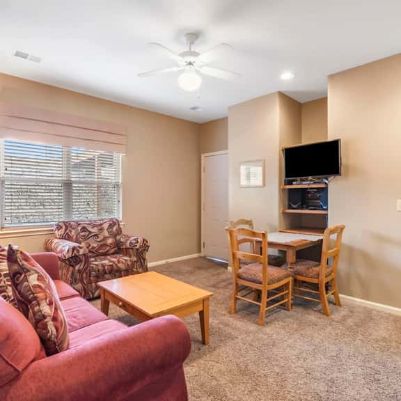 OakRidge - Condo 757 B | QS - Image 1