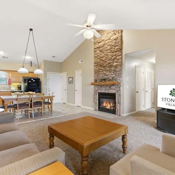 OakRidge - Condo 750 A | WK | 1 BD - Image 1