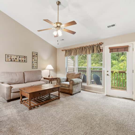 OakRidge - Condo 708 AB | WK | HR | 2 BD - Image 1