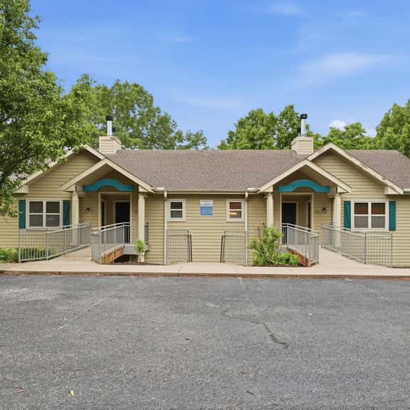 OakRidge - Condo 722 A | WK | 1 BD - Image 1
