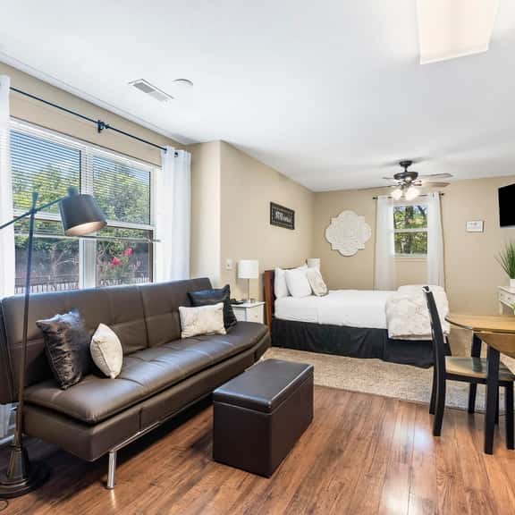 StoneBridge Village - Oaks 132B - QS | PMR | WK | CN - Image 1