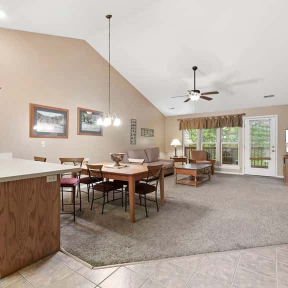 OakRidge - Condo 720 A | WK | 1 BD - Image 1