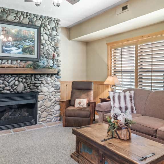 Cabins at Grand Mountain - Cabin 324 - 2 BD + L | PMR - Image 1