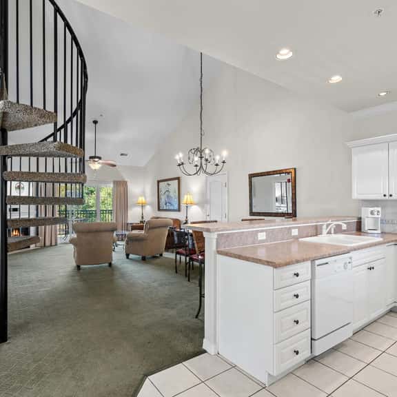 French Quarter - Condo 641C - 2 BD + L - Image 1