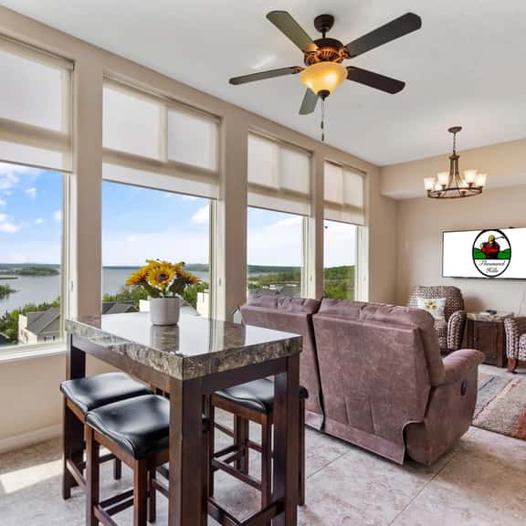 Majestic 215 - 2 BD | LAKE - Image 1