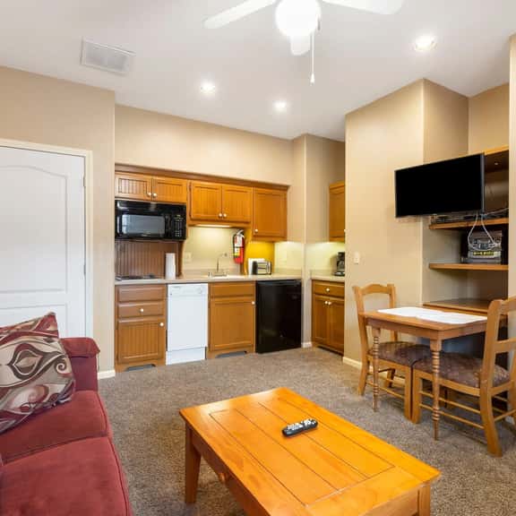 OakRidge - Condo 739 B | QS - Image 1