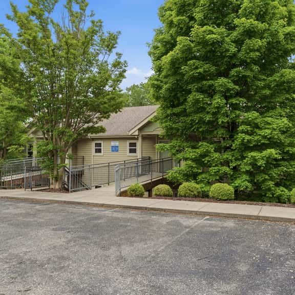 OakRidge - Condo 740 B | WK | QS - Image 1