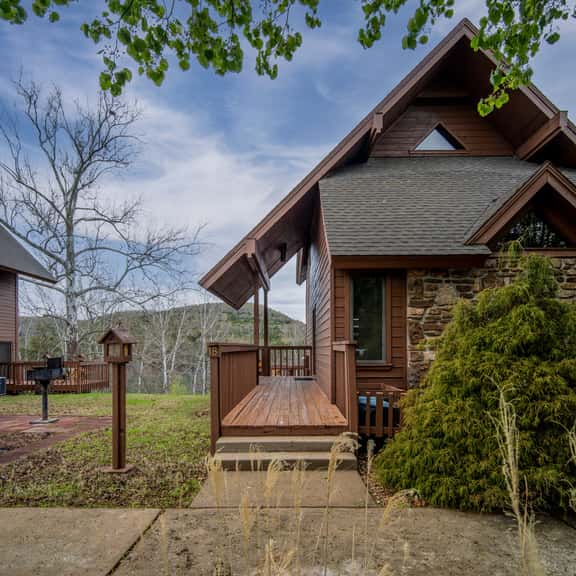 Table Rock Landing - Unit 18 - Image 1