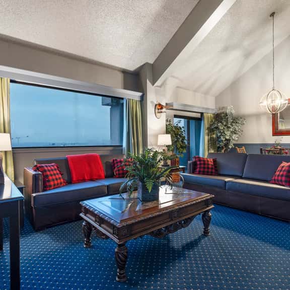 Thousand Hills Resort Hotel - Suite 929 - Image 1
