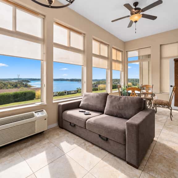 Majestic 106 - 2 BD | WK - Image 1