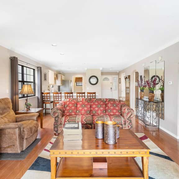 The Greens 5-4 - 2 BD | WK - Image 1