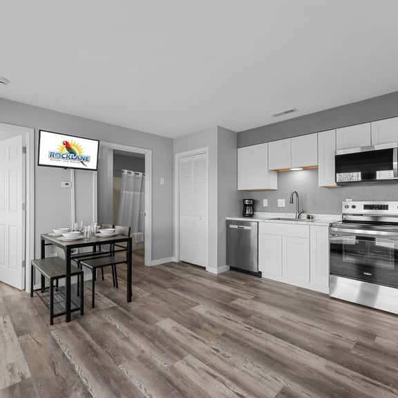 Rock Lane - Condo 402 - 1 BD | LTD - Image 1